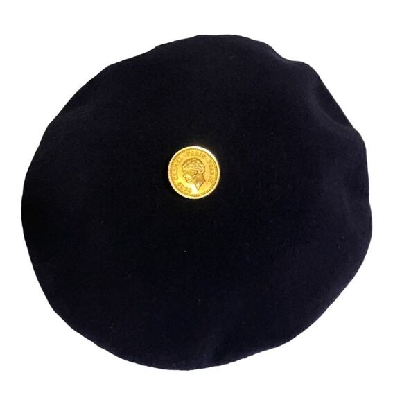 CHANEL Classic Lambswool Vintage Beret Made in France main image 6